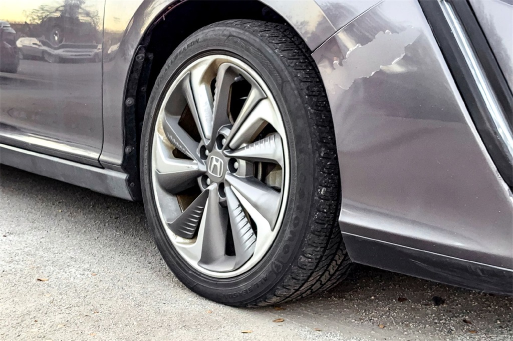 2018 Honda Clarity Plug-In Hybrid photo 3