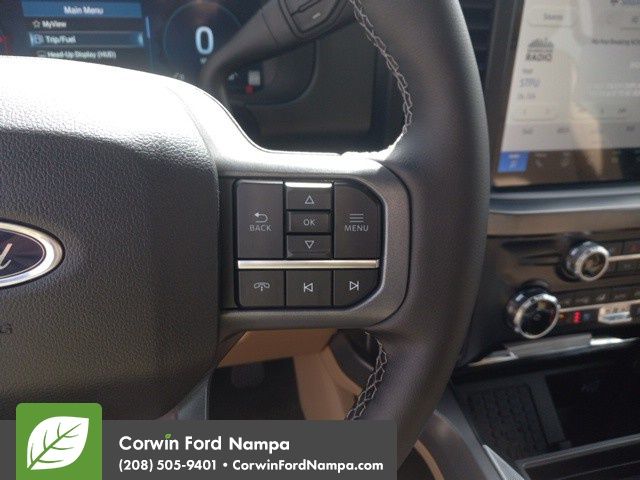 2025 Ford F-350 Lariat photo 16