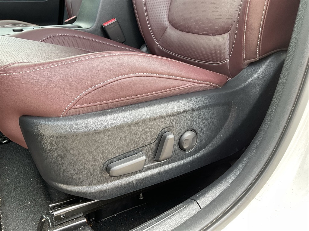 2023 Kia Seltos SX photo 12