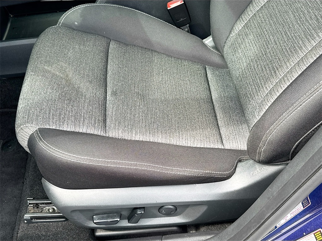 2023 Nissan Rogue SV photo 20