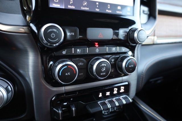 2022 Ram 1500 Laramie Longhorn photo 26