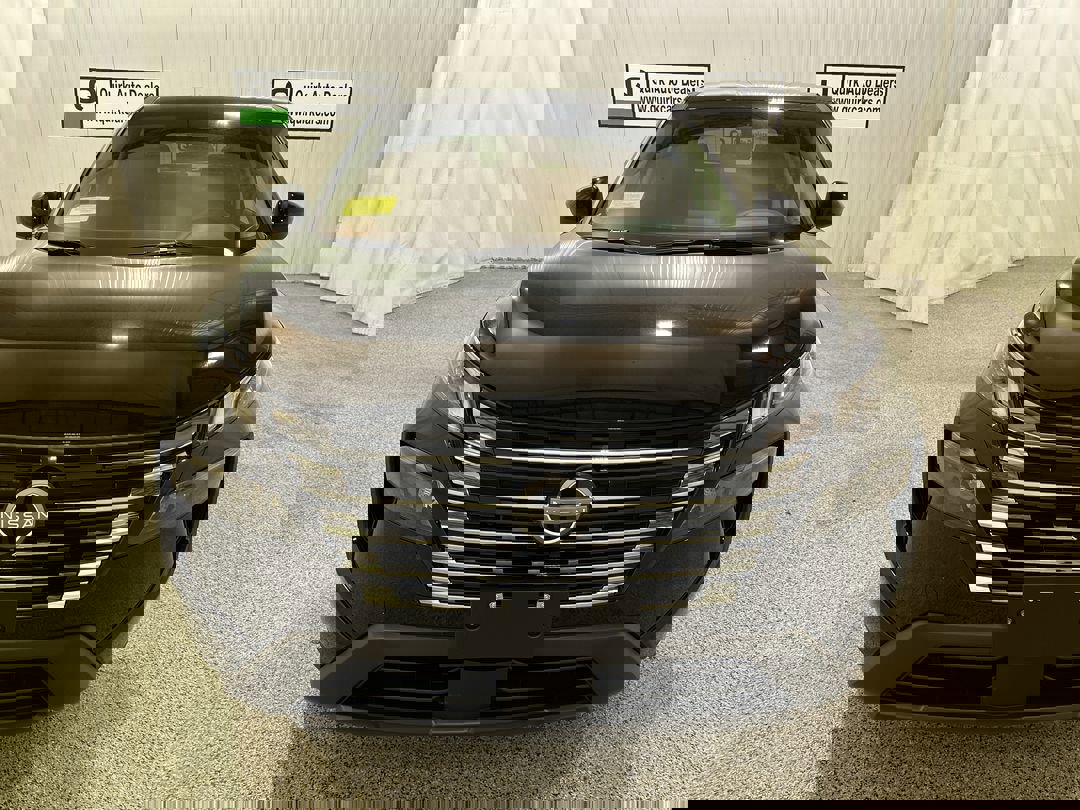 2026 Nissan Rogue SV photo 2