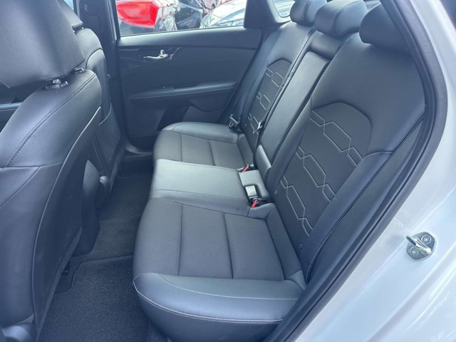2024 Kia Forte GT-Line photo 9