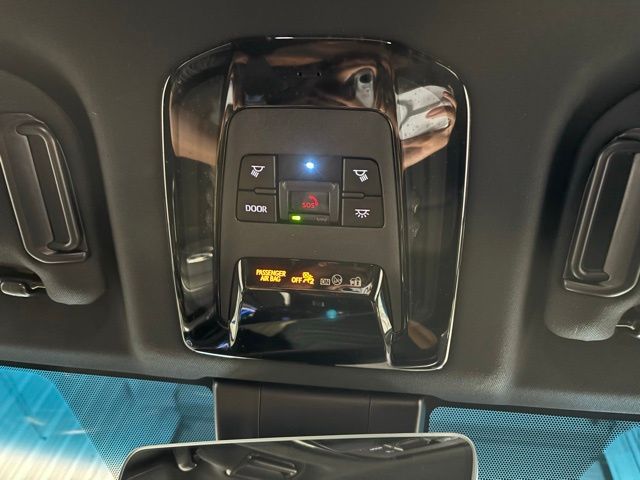 2023 Toyota Venza XLE photo 19