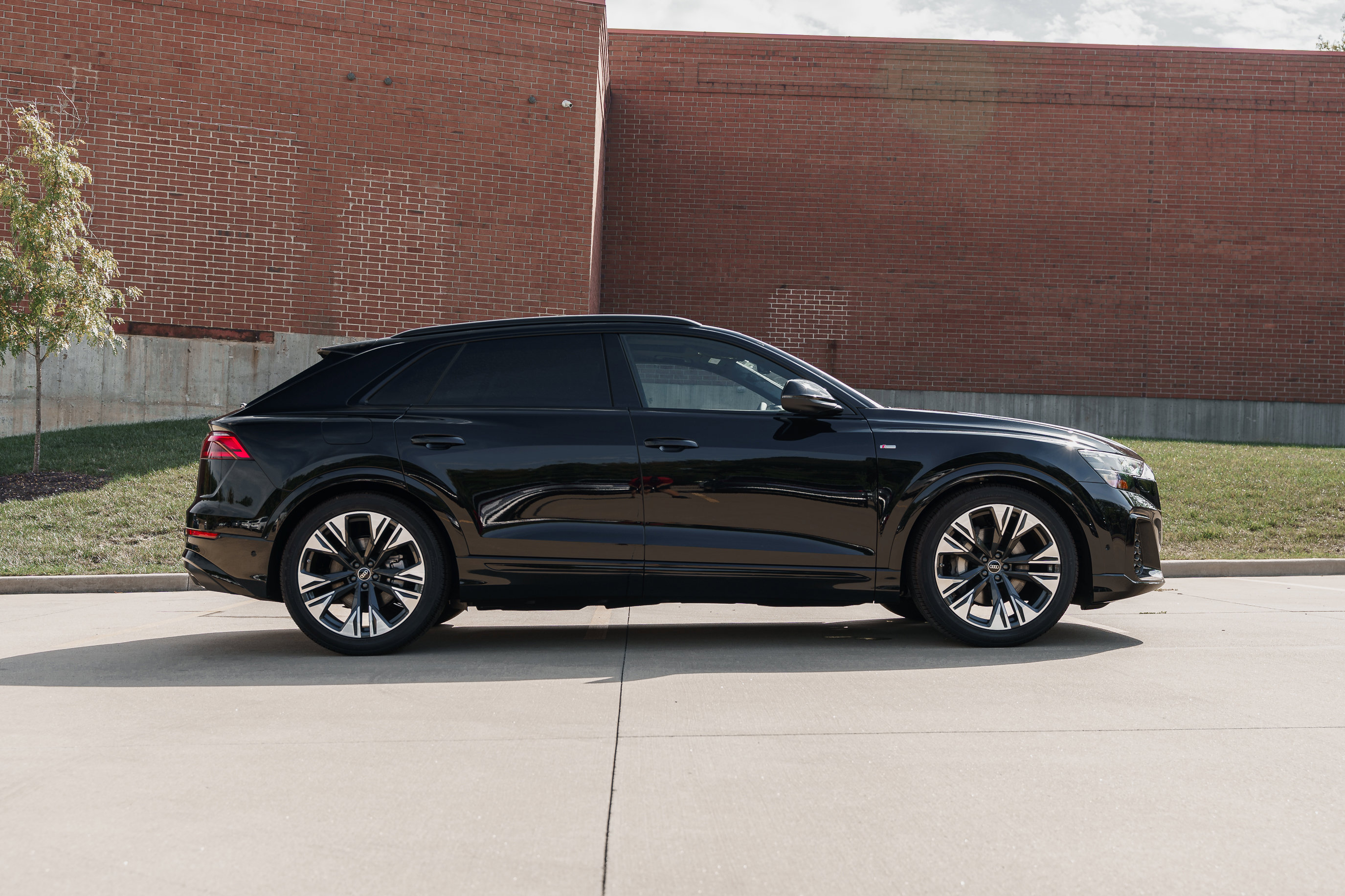 2026 Audi Q8 line Premium Plus photo 2