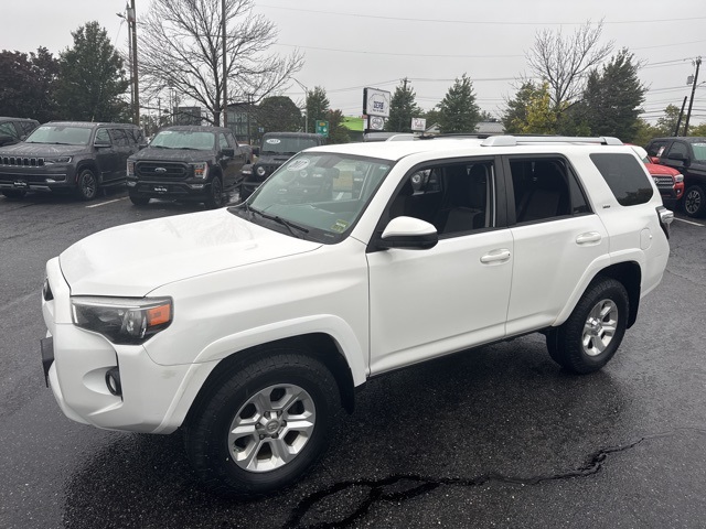 2017 Toyota 4Runner SR5 photo 35