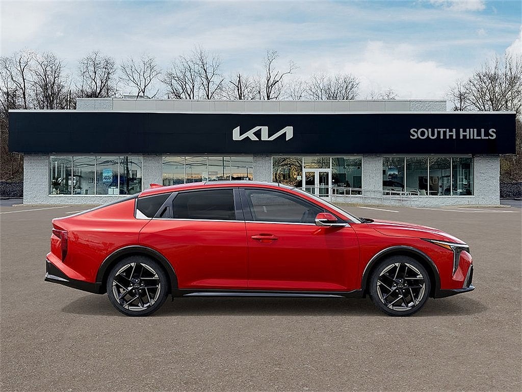 2025 Kia K4 GT-Line photo 7