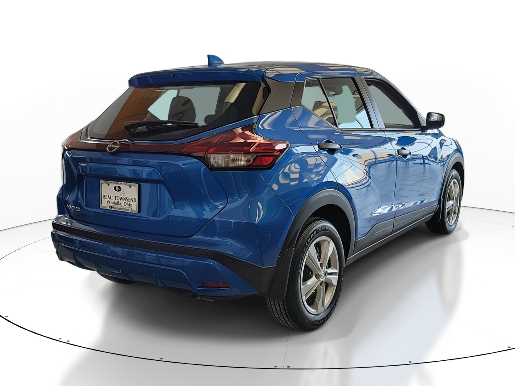 2024 Nissan Kicks S photo 4