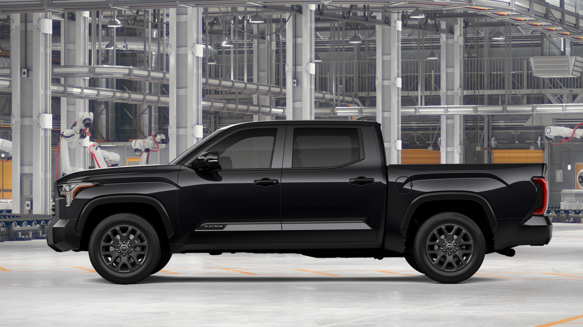 2026 Toyota Tundra Platinum CrewMax photo 4