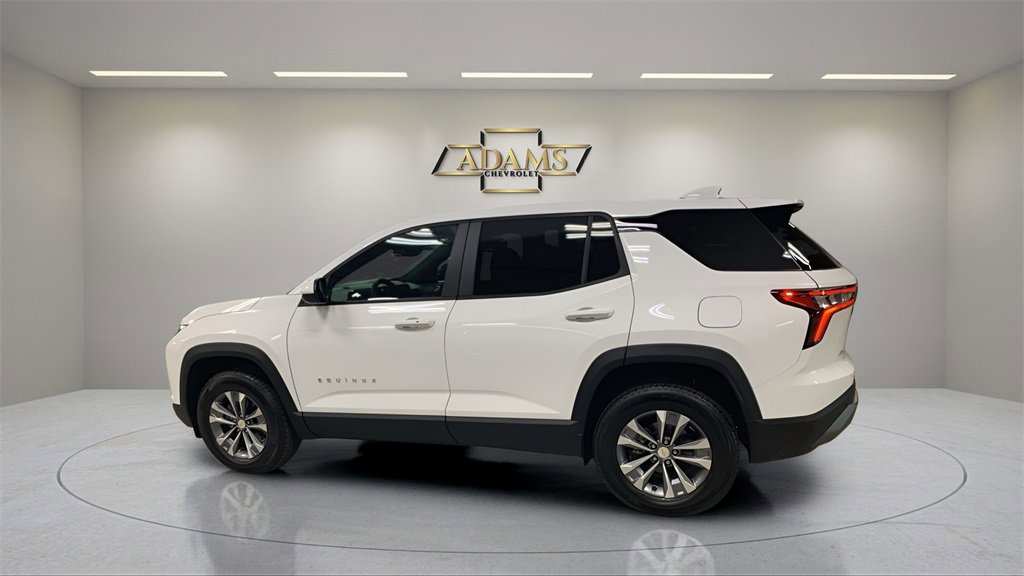2026 Chevrolet Equinox LT photo 3