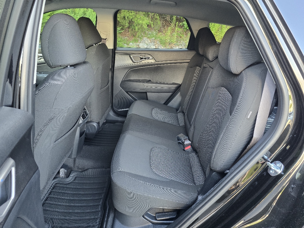 2025 Kia Sportage Hybrid LX photo 4