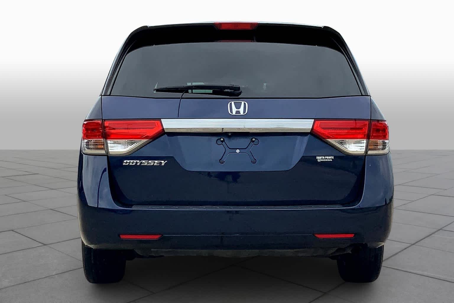 2015 Honda Odyssey EX photo 4