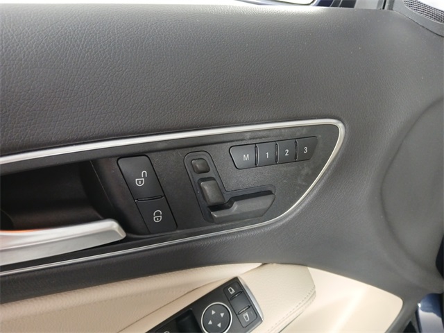 2017 Mercedes Benz GLA 250 4MATIC photo 17