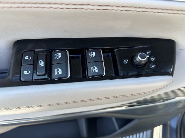 2022 Jeep Grand Wagoneer I photo 9