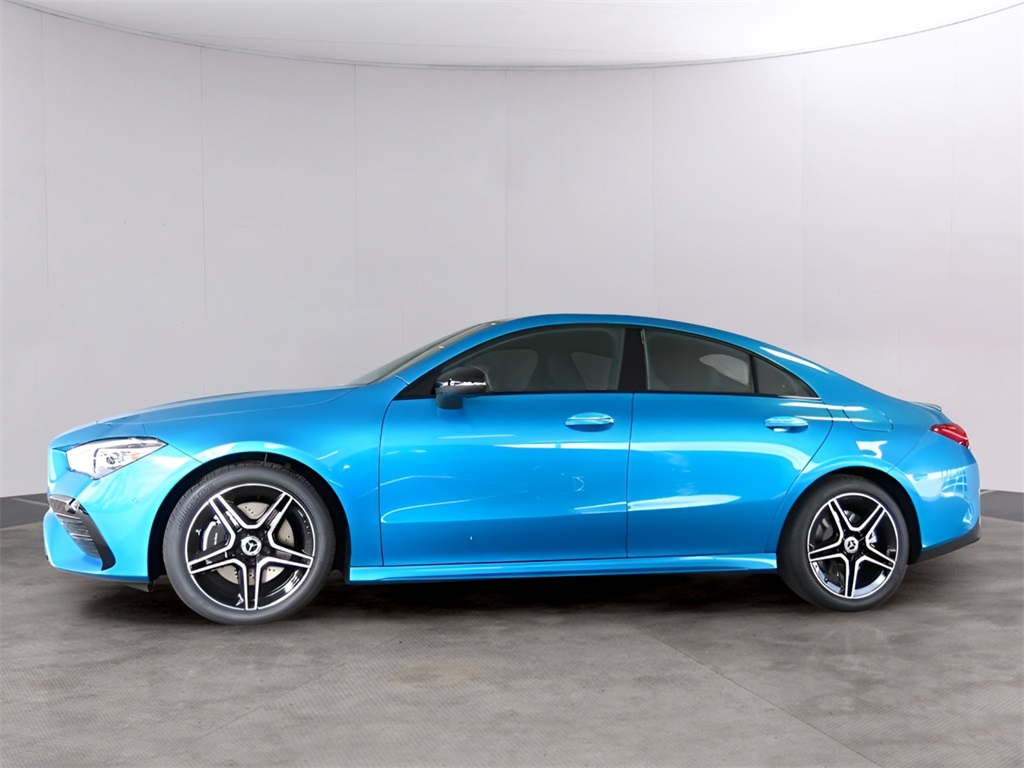 2025 Mercedes Benz CLA 250 4MATIC photo 4
