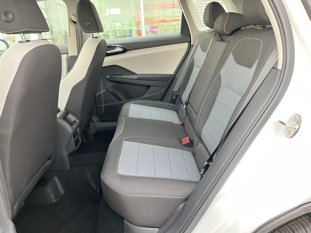 2025 Volkswagen Taos S photo 24