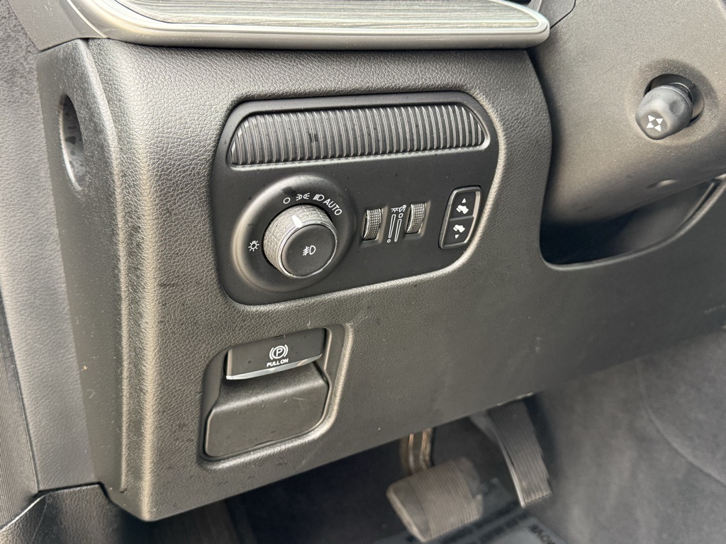 2024 Jeep Wagoneer L Series II photo 19