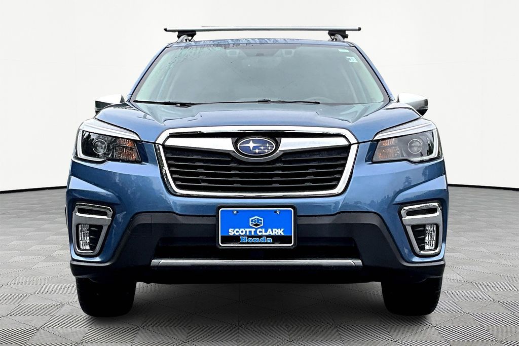 2021 Subaru Forester Touring photo 2