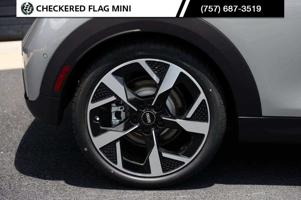 2025 Mini Cooper S Iconic photo 7