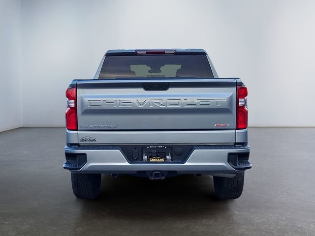 2026 Chevrolet Silverado RST photo 4