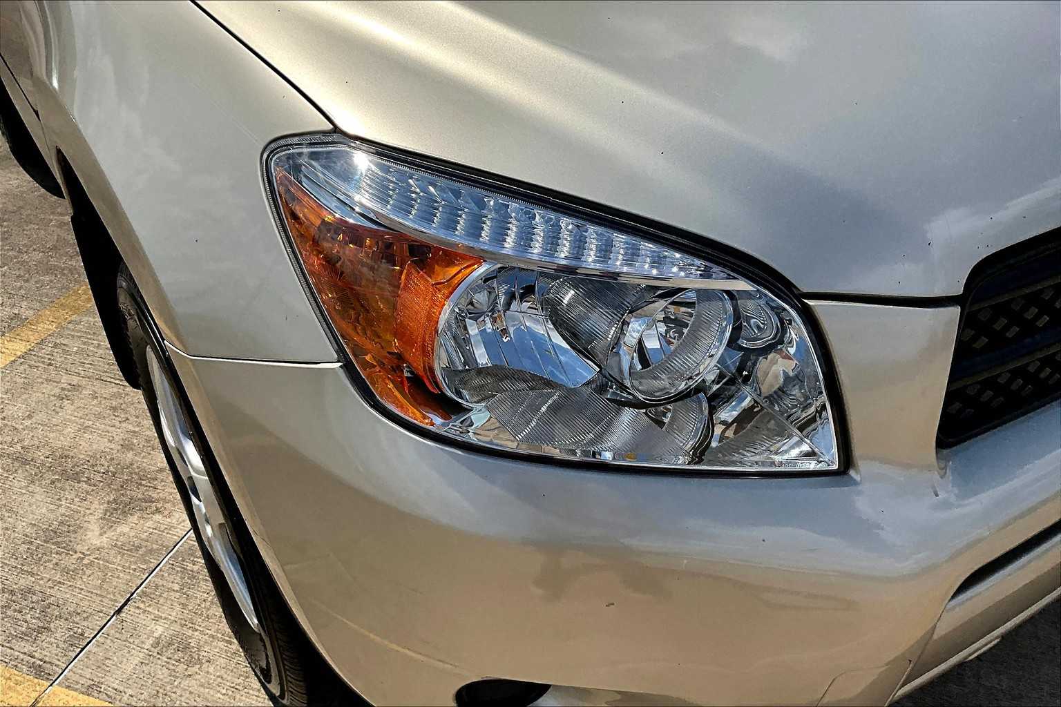 2008 Toyota RAV4 Sport photo 24