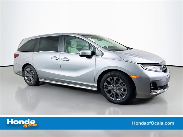 2026 Honda Odyssey Touring's photo
