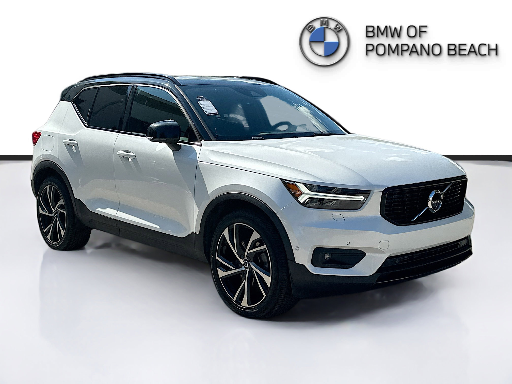 2019 Volvo XC40 R-Design