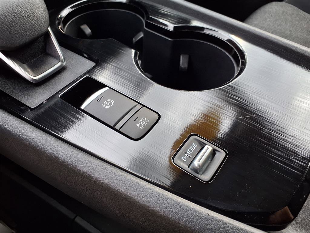 2024 Nissan Rogue SV photo 22