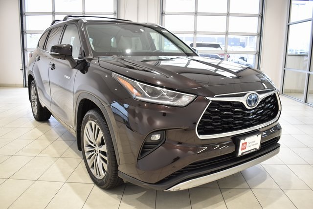 2020 Toyota Highlander Platinum's photo