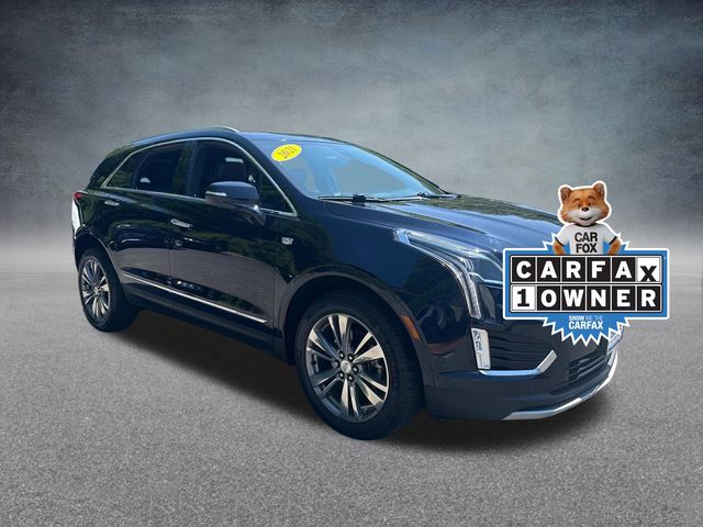 2021 Cadillac XT5 Premium Luxury photo 2
