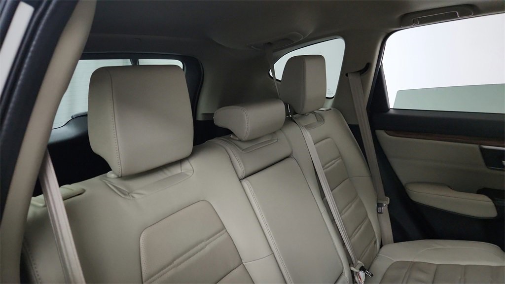 2017 Honda CR-V Touring photo 12
