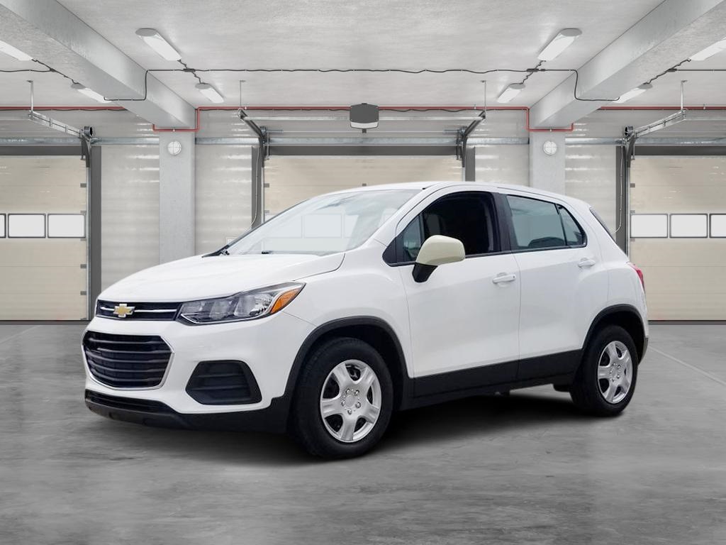 2018 Chevrolet Trax LS photo 3