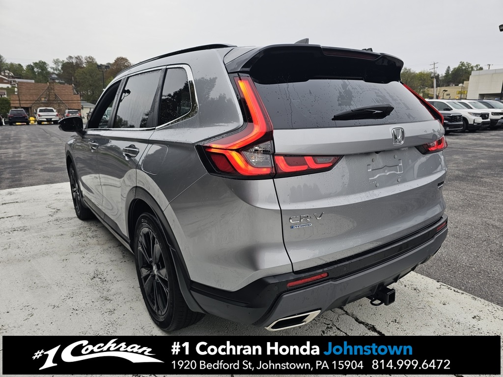 2023 Honda CR-V Hybrid Sport Touring photo 4