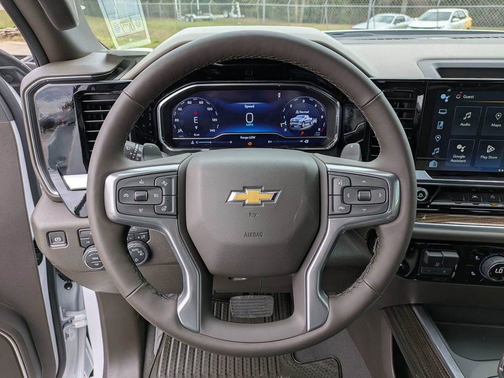 2025 Chevrolet Silverado 1500 LT photo 15