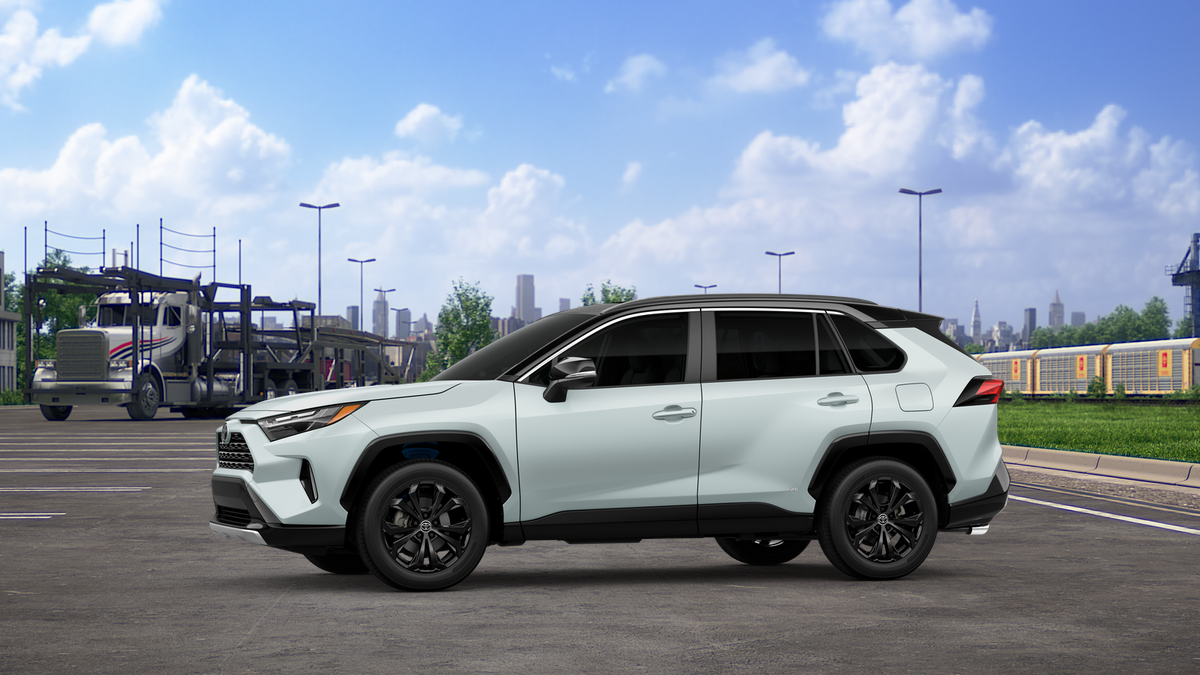 2025 Toyota RAV4 Hybrid XSE photo 3