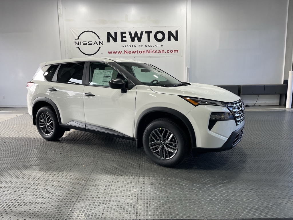 2026 Nissan Rogue S's photo