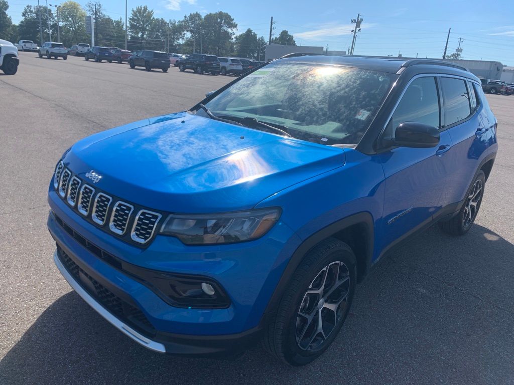 2024 Jeep Compass Limited photo 2