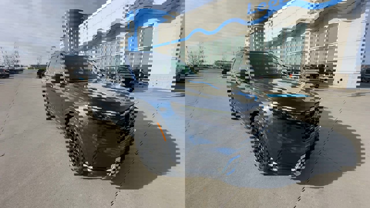 Used 2024 Honda CR-V Sport Touring with VIN 7FARS6H9XRE021075 for sale in Kansas City