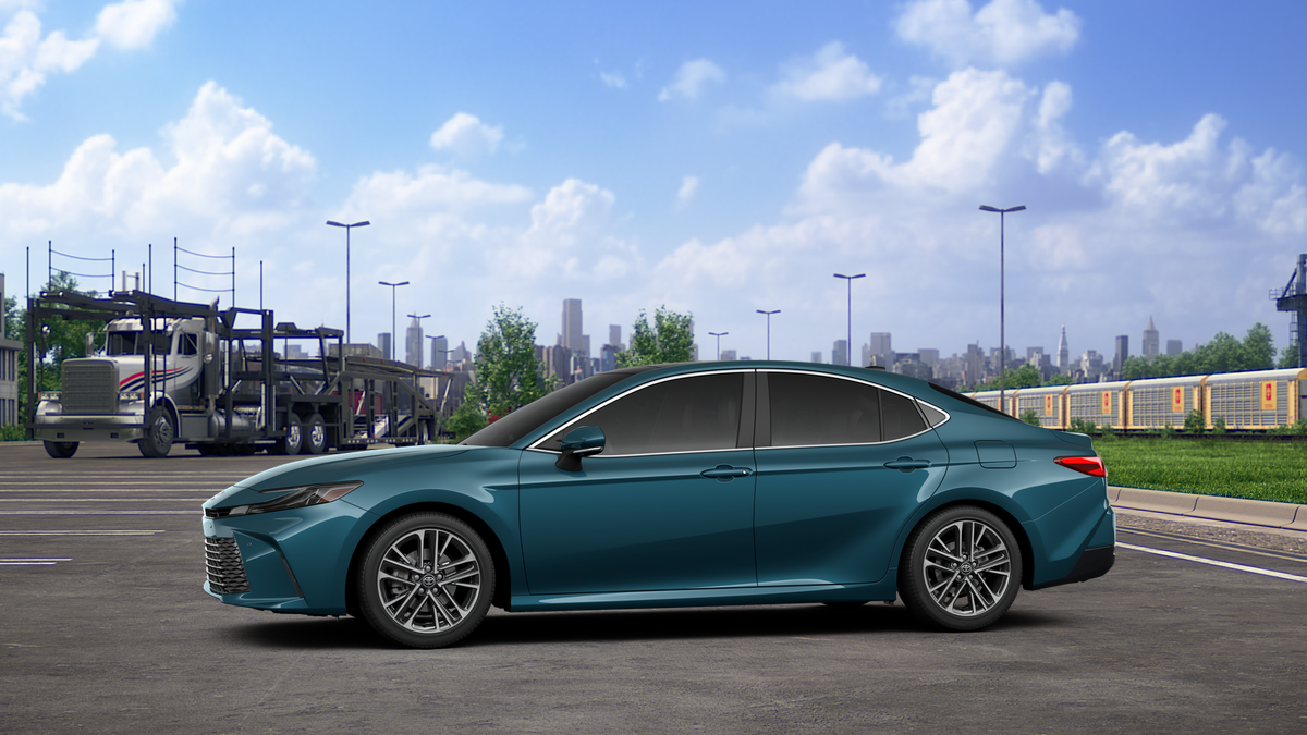2026 Toyota Camry XLE photo 3