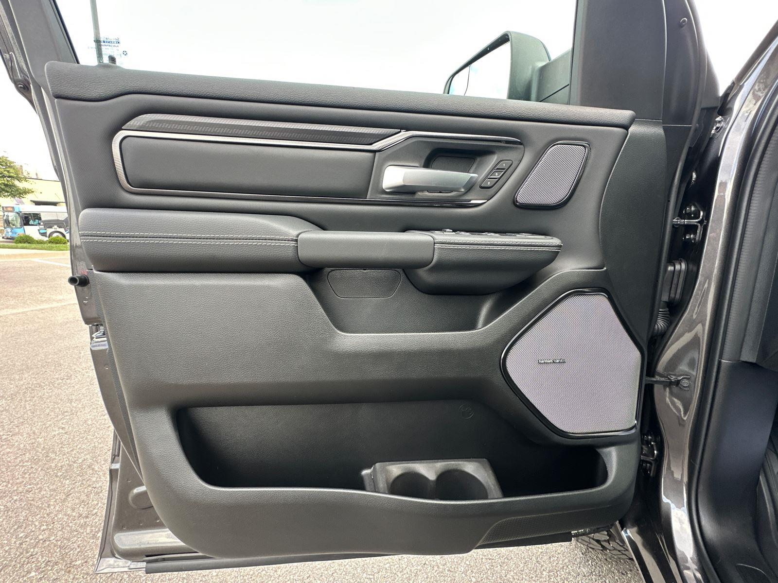 2026 Ram 1500 Rebel photo 9