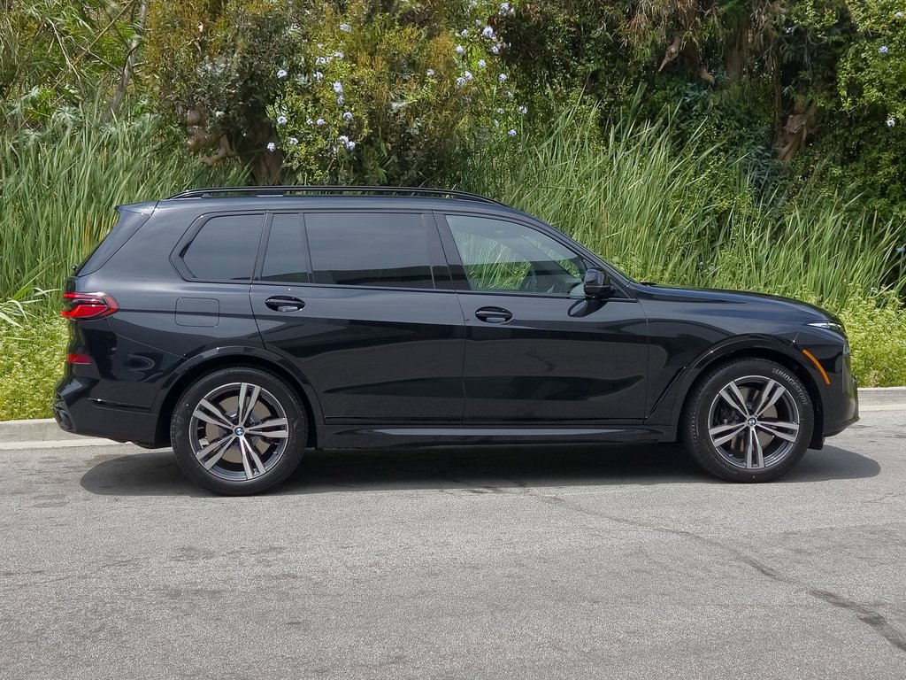 2026 Bmw X7 M60i photo 4