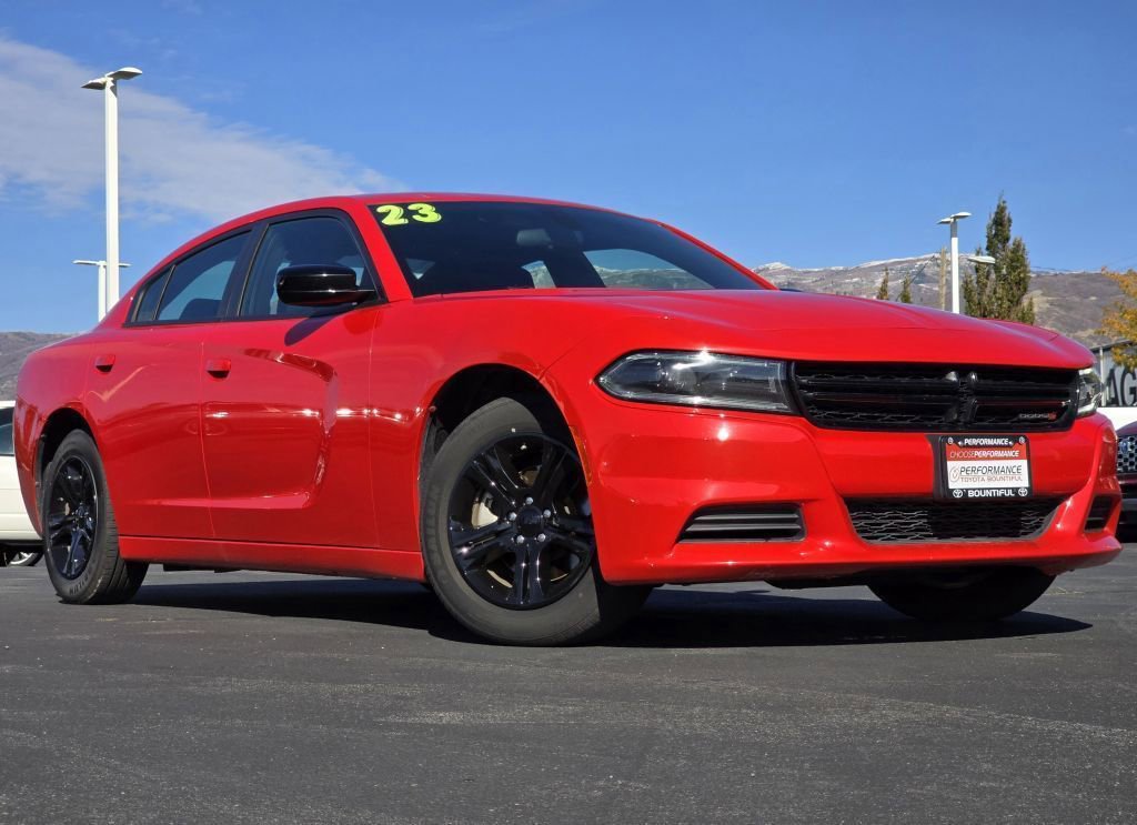 2023 Dodge Charger SXT photo 2