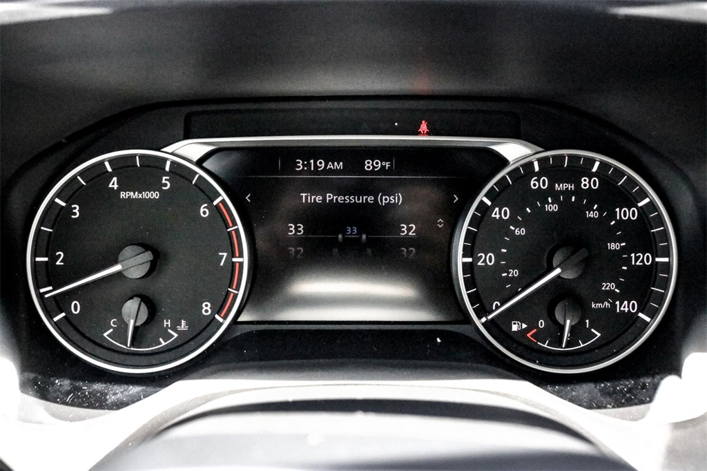 2025 Nissan Rogue SV photo 15
