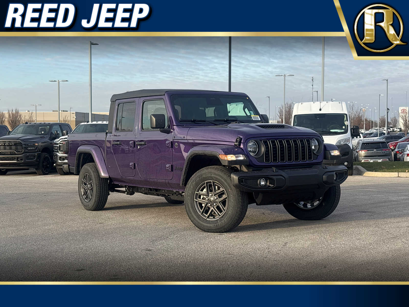 2026 Jeep Gladiator Sport S's photo