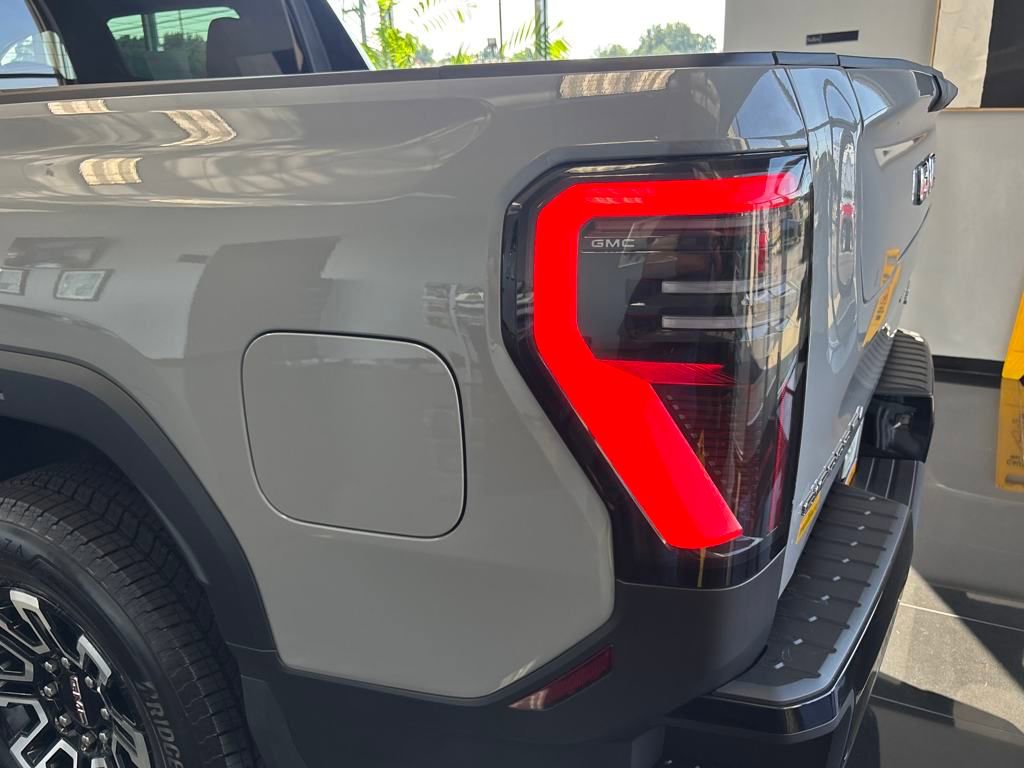 2026 Gmc Sierra Elevation photo 3