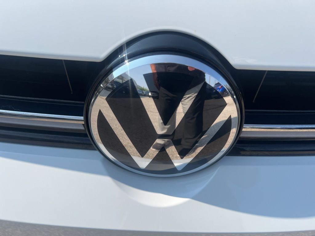 2025 Volkswagen Jetta GLI 2.0T Autobahn photo 22