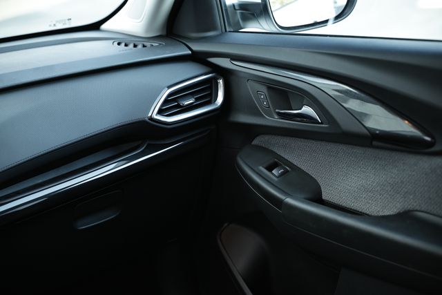 2023 Chevrolet Trailblazer LT photo 27
