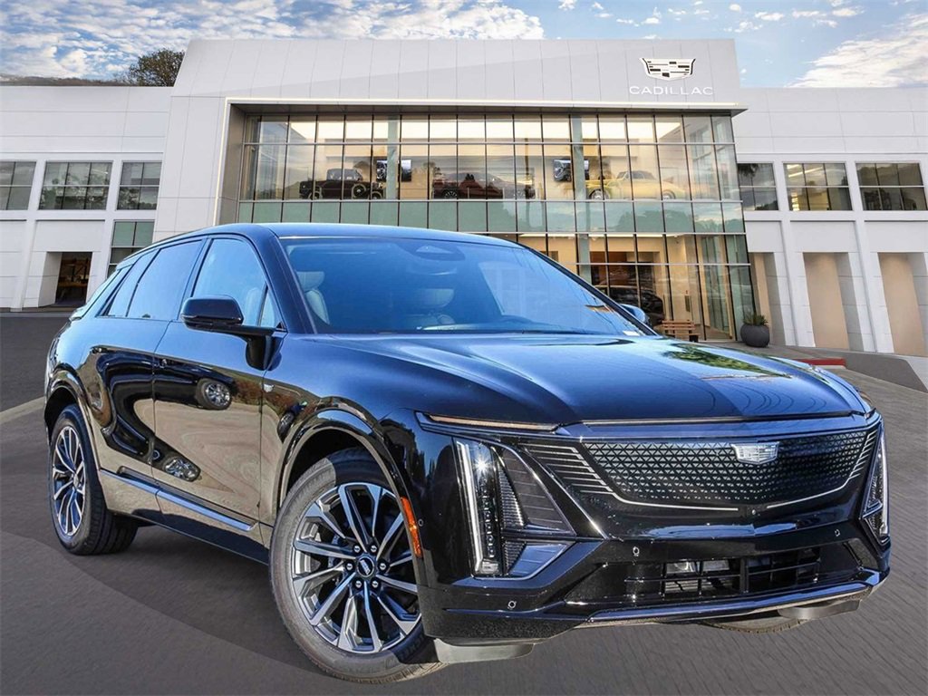 2026 Cadillac LYRIQ Sport's photo