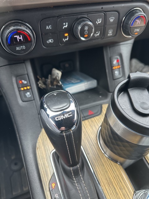 2019 Gmc Acadia Denali photo 3