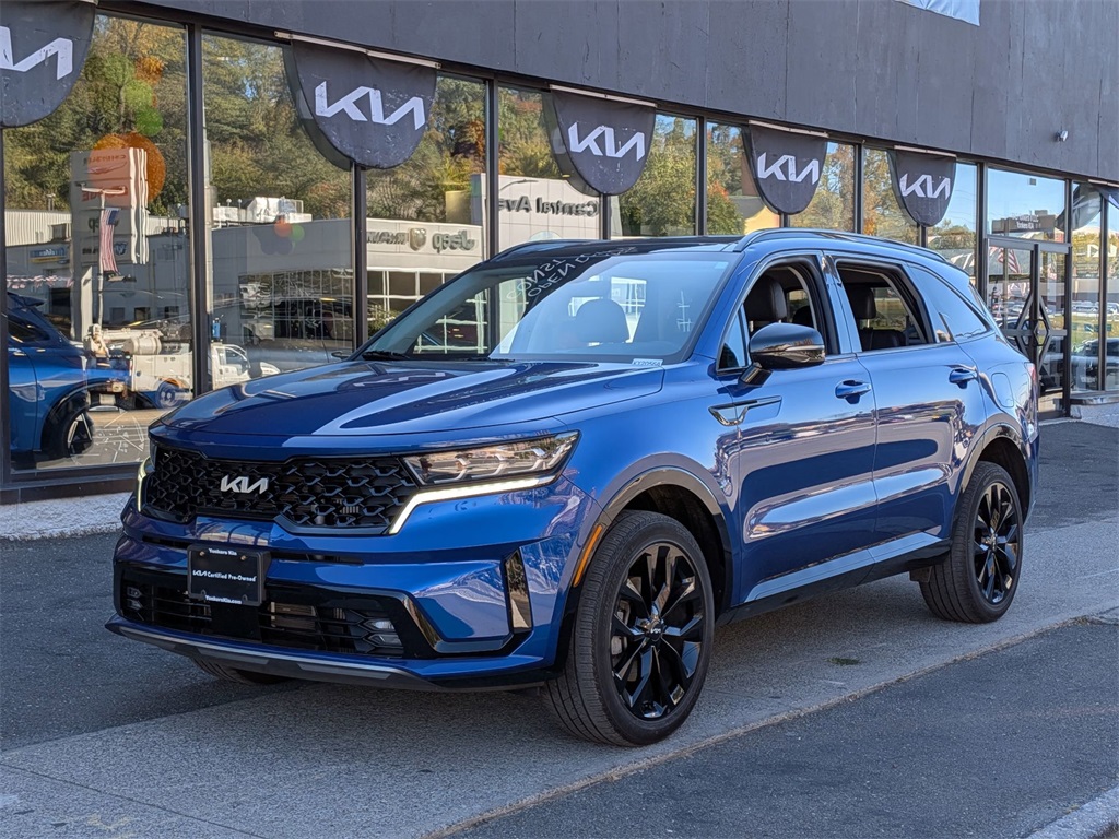 2023 Kia Sorento SX's photo